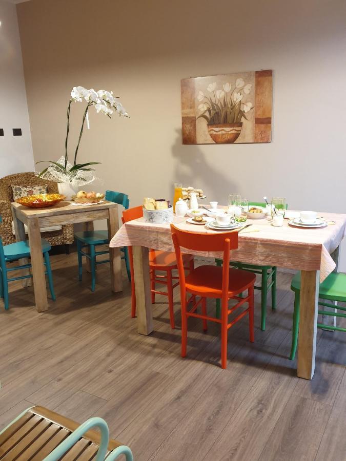 B&B Al Civico16 구스피니 외부 사진