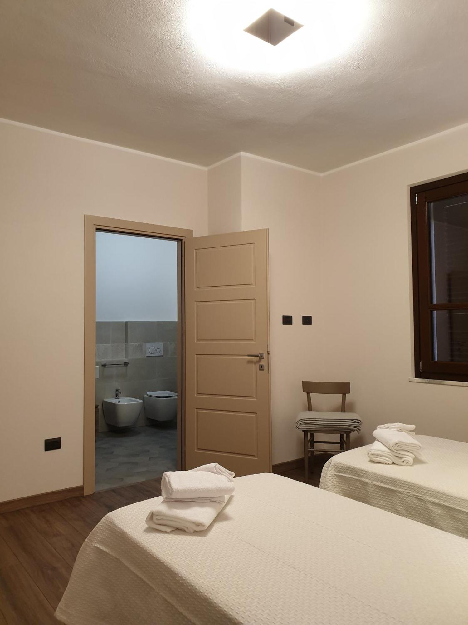 B&B Al Civico16 구스피니 외부 사진